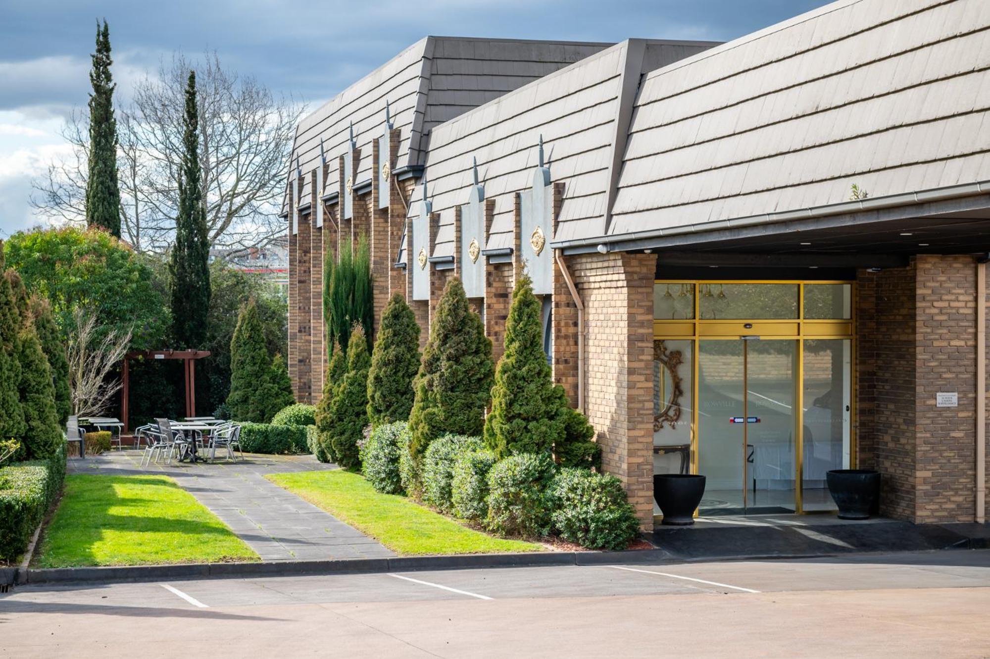 Rowville International Hotel Exterior foto